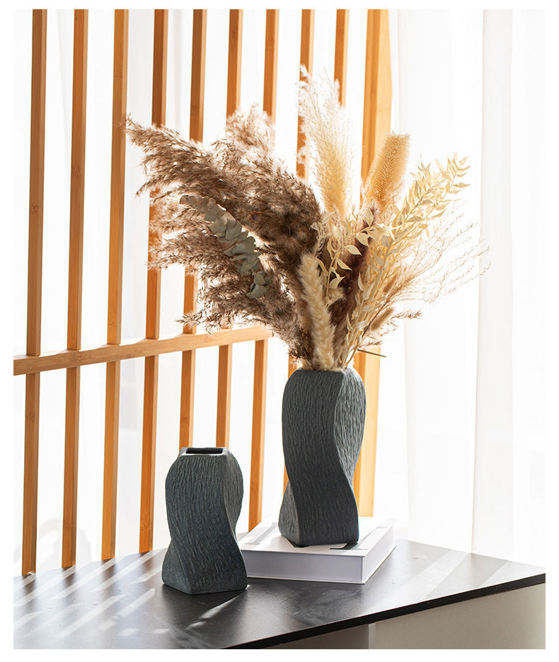 Grey Abstract Twisted Ceramic Vase - Artistic Minimalist Flower Holder for Home Decor (20x10x10cm) - Image 3
