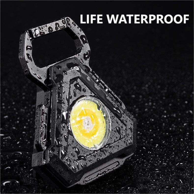 2 pcs Triangle Mini flashlight for outdoor and self-defense use - Image 3