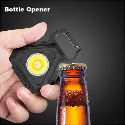2 pcs Triangle Mini flashlight for outdoor and self-defense use - Image 4