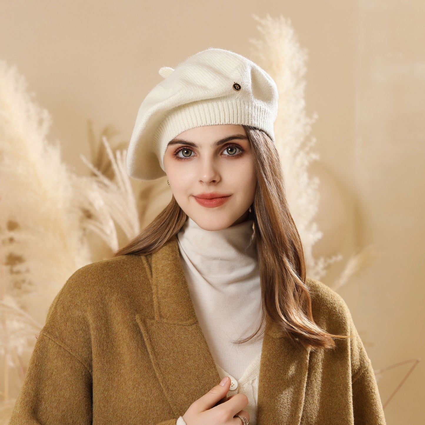 White Vintage Inspired Knitted Beret - Stretchy & Comfortable Wool Blend Cap - Image 2
