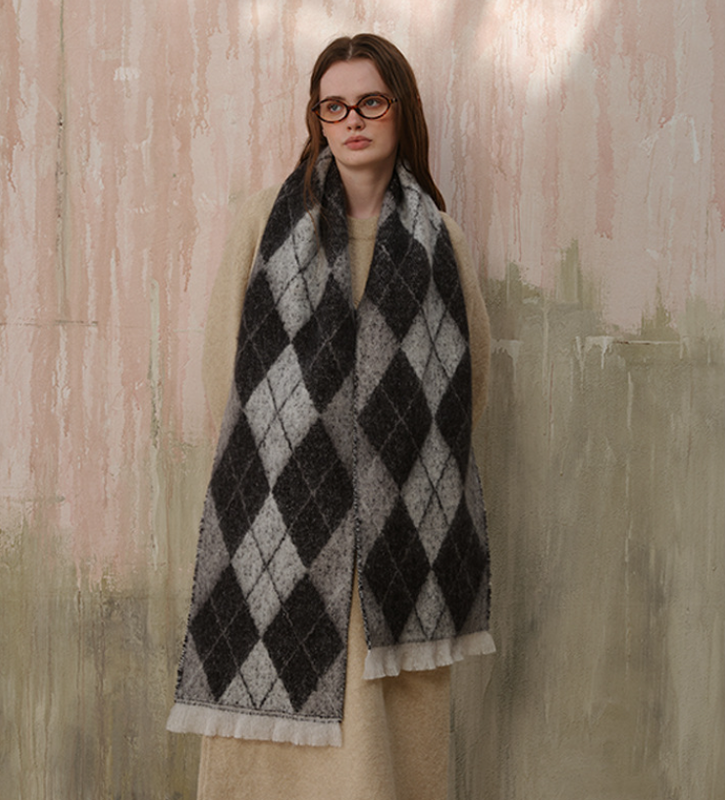 (Black+Grey)Two-Tone Argyle Pattern Scarf - Ladies' Warm Fashion Neckwear, 210x33cm - Image 3