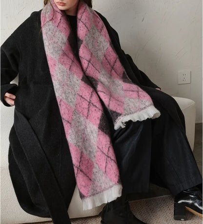 (Black+Pink)Two-Tone Argyle Pattern Scarf - Ladies' Warm Fashion Neckwear, 210x33cm
