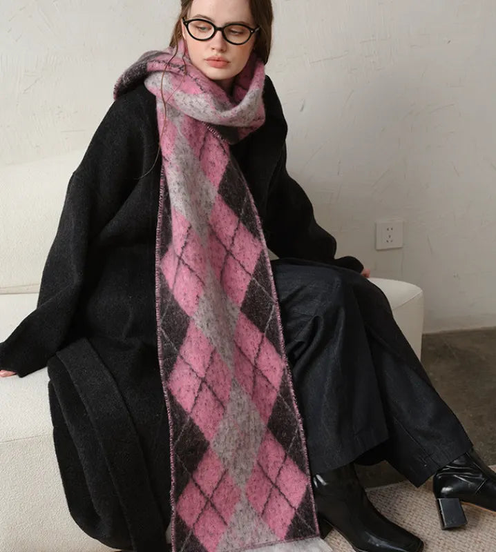(Black+Pink)Two-Tone Argyle Pattern Scarf - Ladies' Warm Fashion Neckwear, 210x33cm - Image 2