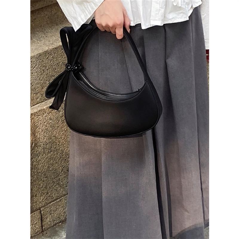 Chic Black Crescent Bag with Statement Bow - PU Leather Shoulder Purse - Image 5