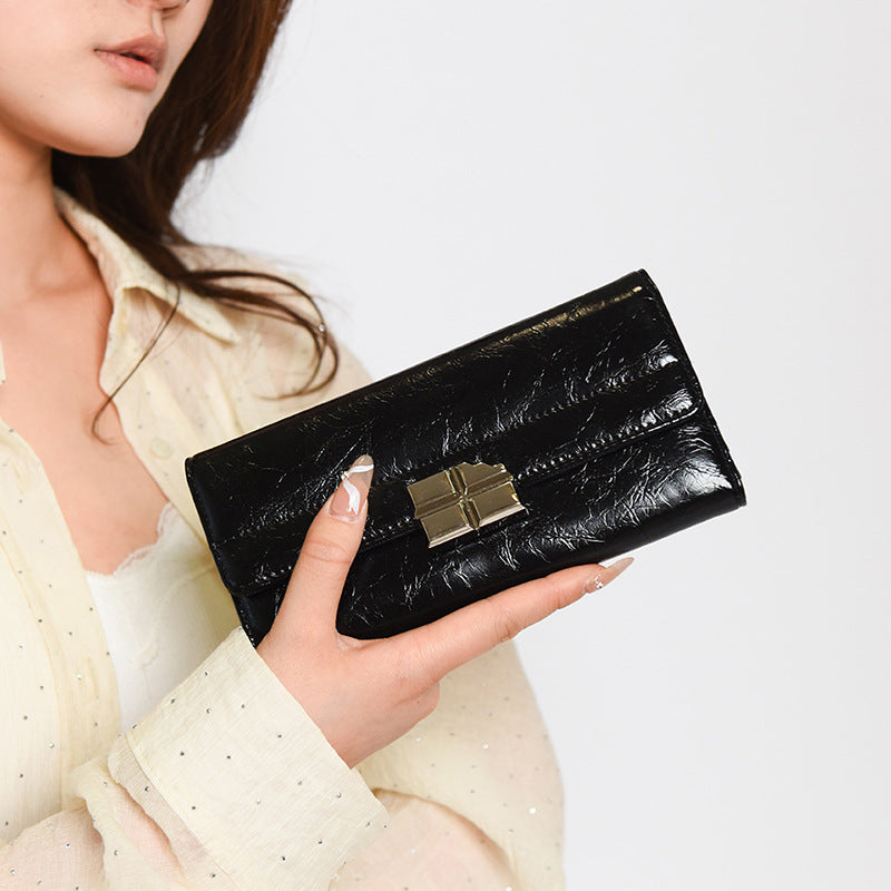 Black Elegant Women's RFID Blocking Long Wallet - PU Leather Clutch Purse with Clasp - Image 4