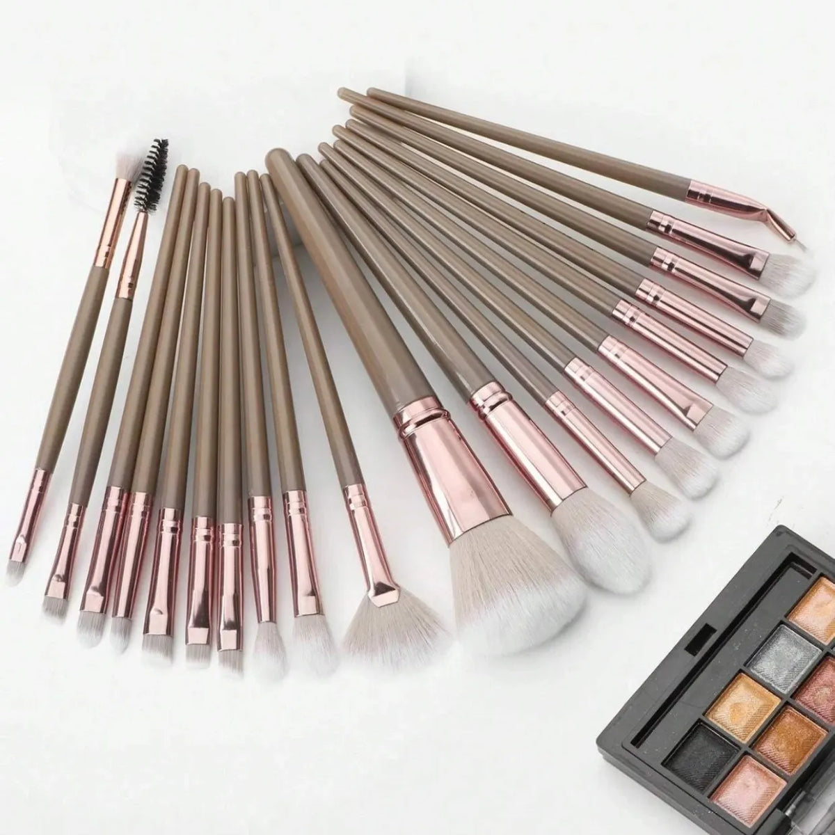 Brown and Glod Complete 20-Piece Makeup Brush Set with Travel Pouch - Professional Synthetic Face & Eye Brushes Kit - Image 3