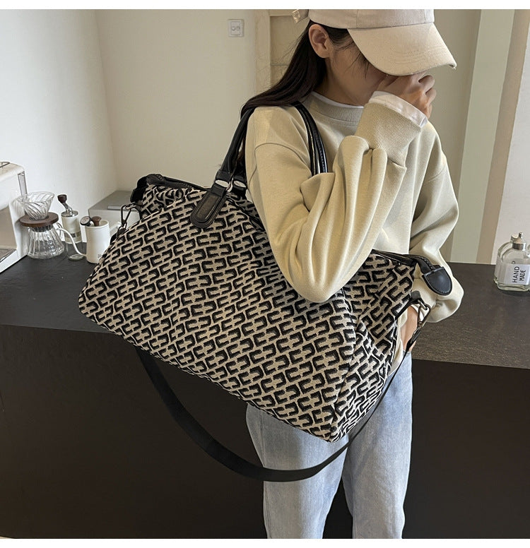 Black Stylish Geometric Pattern Travel Duffel Bag - Large Capacity Lightweight Weekender & Gym Bag - Image 2