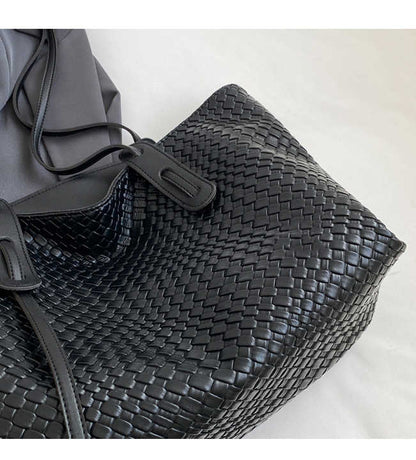 Black Chic Woven PU Leather Tote Bag - Large Capacity Casual Shoulder & Handbag for Women - Image 6