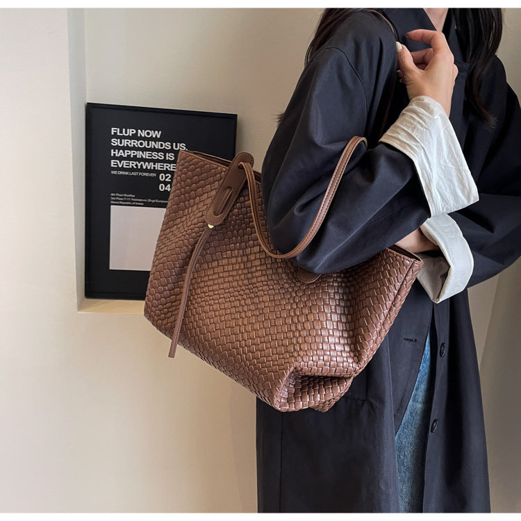 Brown Chic Woven PU Leather Tote Bag - Large Capacity Casual Shoulder & Handbag for Women - Image 2