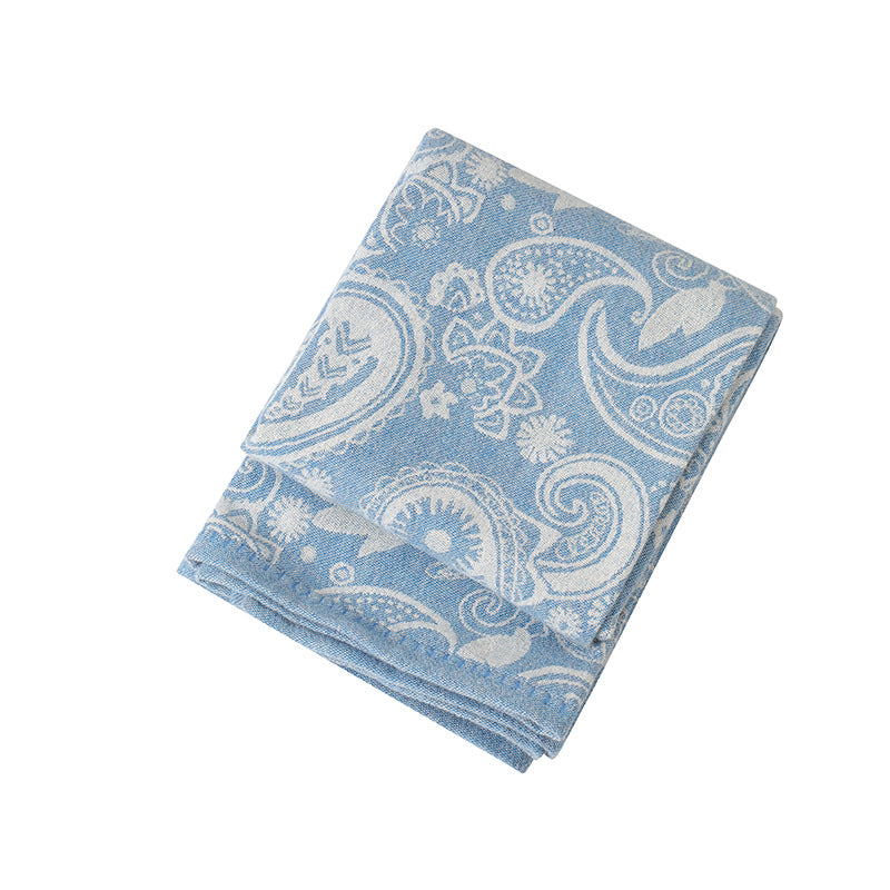 Blue Luxurious Paisley Jacquard Throw Blanket - Soft Wool Blend with Tassels, 120x150cm, Lightweight Sofa & Nap Blanket - Image 4