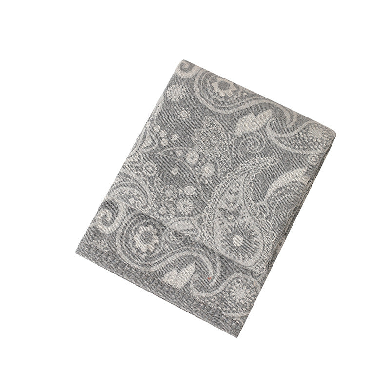 Grey Luxurious Paisley Jacquard Throw Blanket - Soft Wool Blend with Tassels, 120x150cm, Lightweight Sofa & Nap Blanket - Image 4