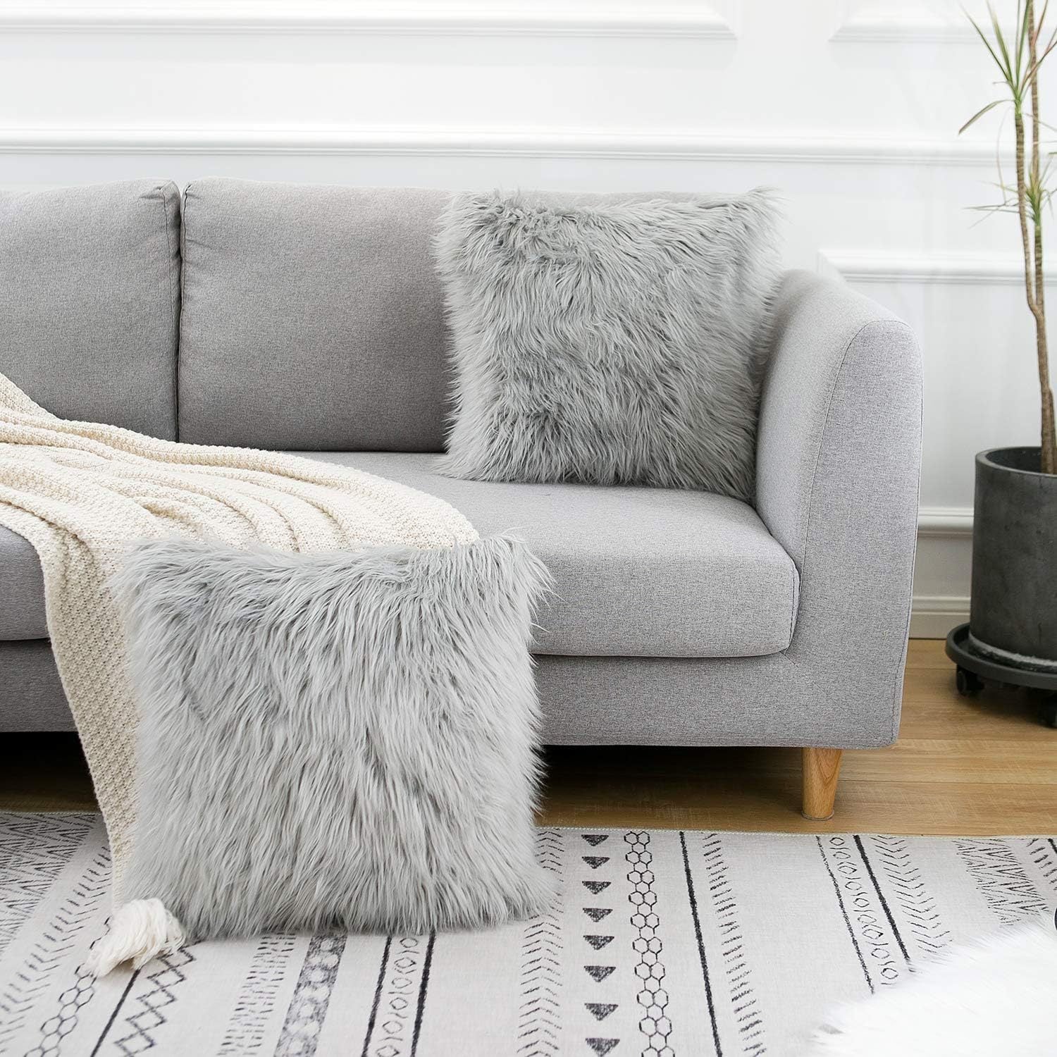 Grey Luxurious Long Faux Fur Cushion Covers - Set of 2, 45x45cm Soft Plush Decorative Pillowcases for Sofa & Bed - Image 2