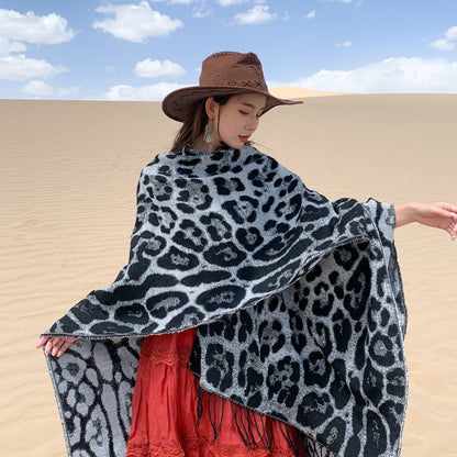 Black-white Bold Leopard Print Poncho Cape - Women's Warm Oversized Shawl Wrap (130x150cm) - Image 3