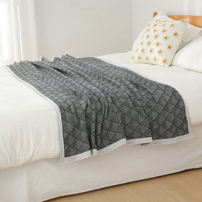 Dark Grey Knitted Sofa Blanket with Plush Side, 130 x 170 cm, 720g, Ideal for Napping and Office Use - Image 3