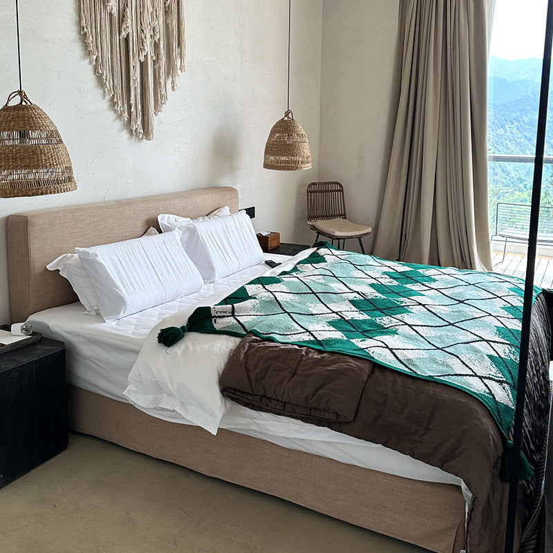 Green Chic Argyle Diamond Knit Throw Blanket with Tassels - Versatile Sofa & Bed Accent - 135 x 125cm - Image 3