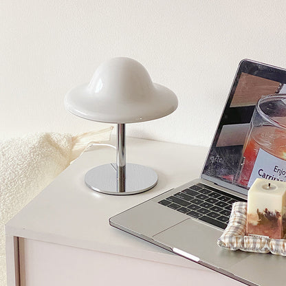 25cm Heart Egg Tart Table Lamp with Adjustable Color and Brightness - Image 2