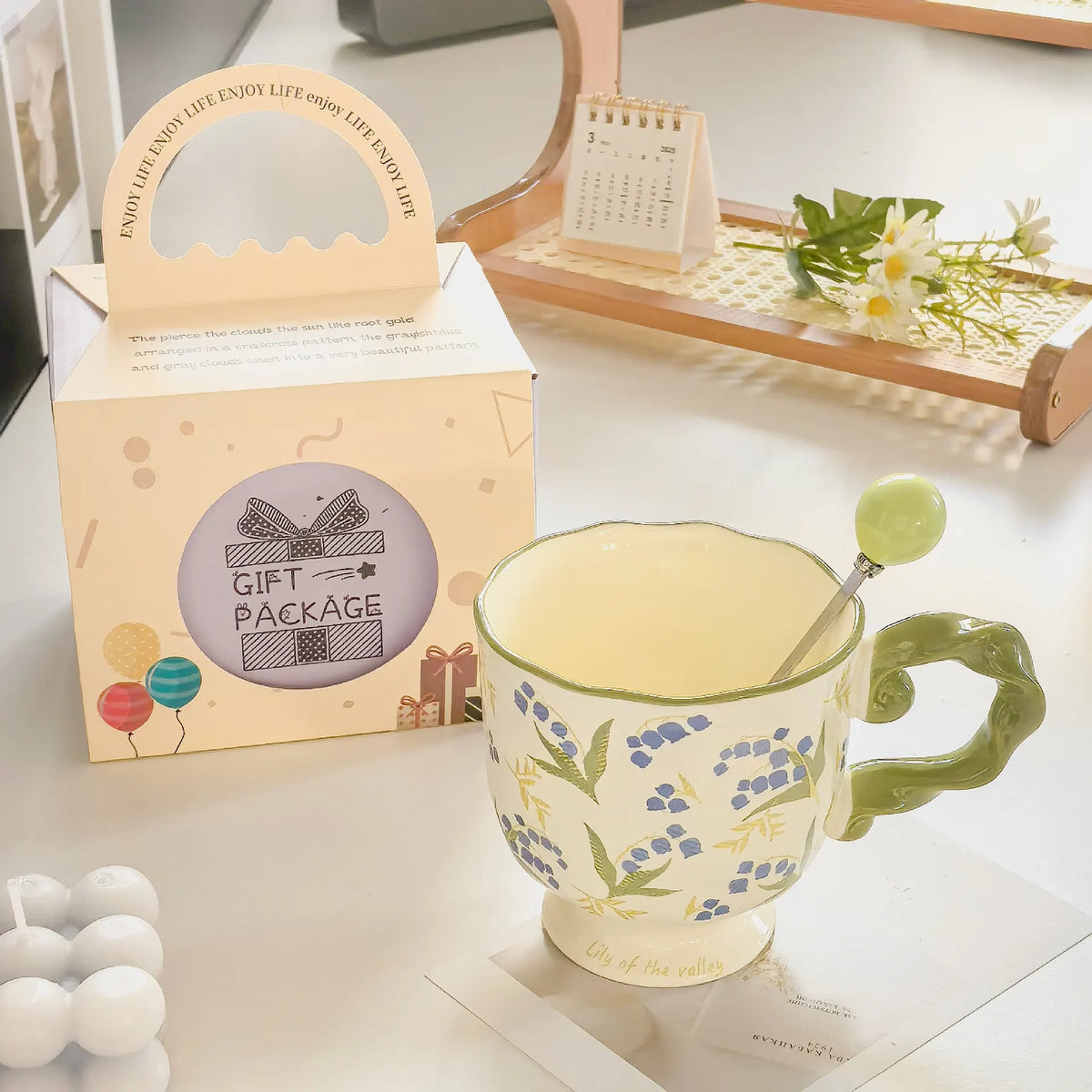 Elegant Ceramic Mug with Sculpted Handle,400ml Vintage Inspired Pedestal Design(Matcha Green)