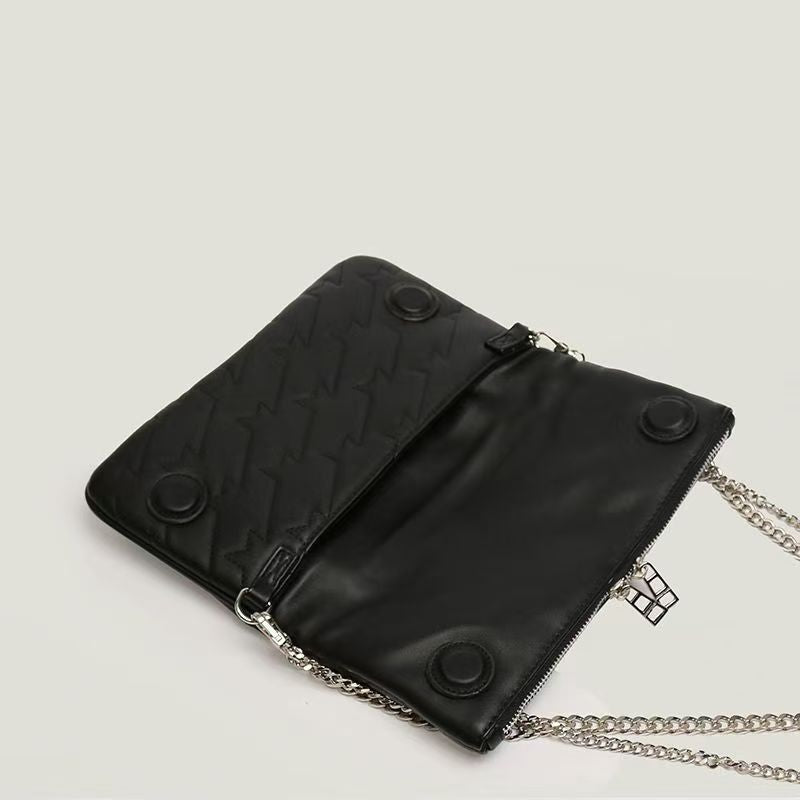 Chic Quilted Leather Crossbody Bag with Chain Strap & Tassel Detail(Golden black) - Image 4