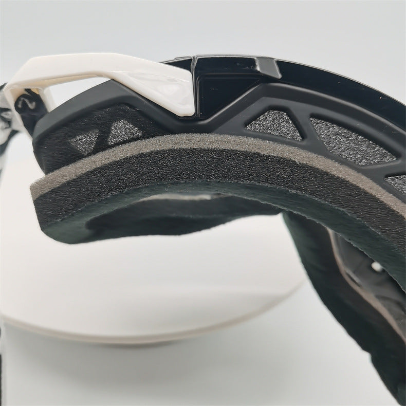 Performance Motocross & Off-Road Goggles - Increased Impact Protection with Lens Lock System(Red frame red film) - Image 4