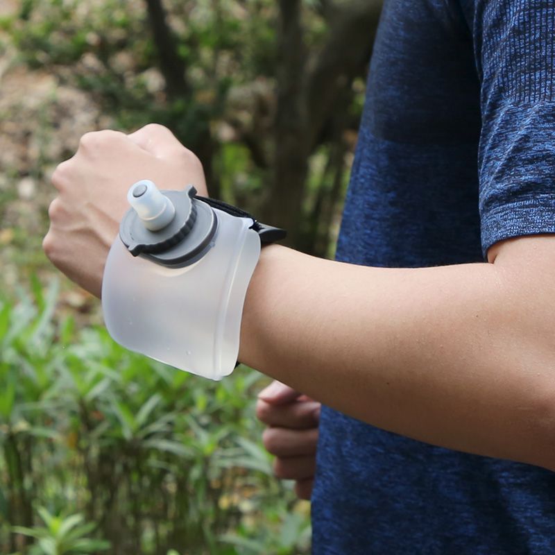 Wearable Sports Wrist Water Bottle - 200ml BPA-Free Silicone Flask with Adjustable Strap & Bite Valve(Transparent) - Image 4