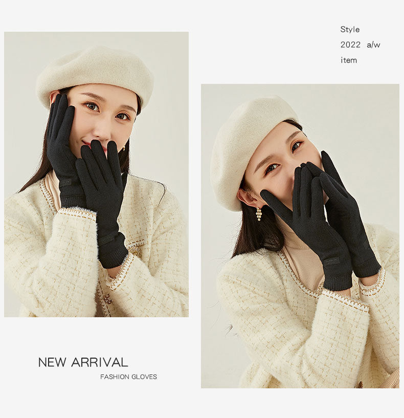 Black Elegant Women's Wool Blend Winter Gloves - Cozy Fleece-Lined Touchscreen Warmth - Image 3