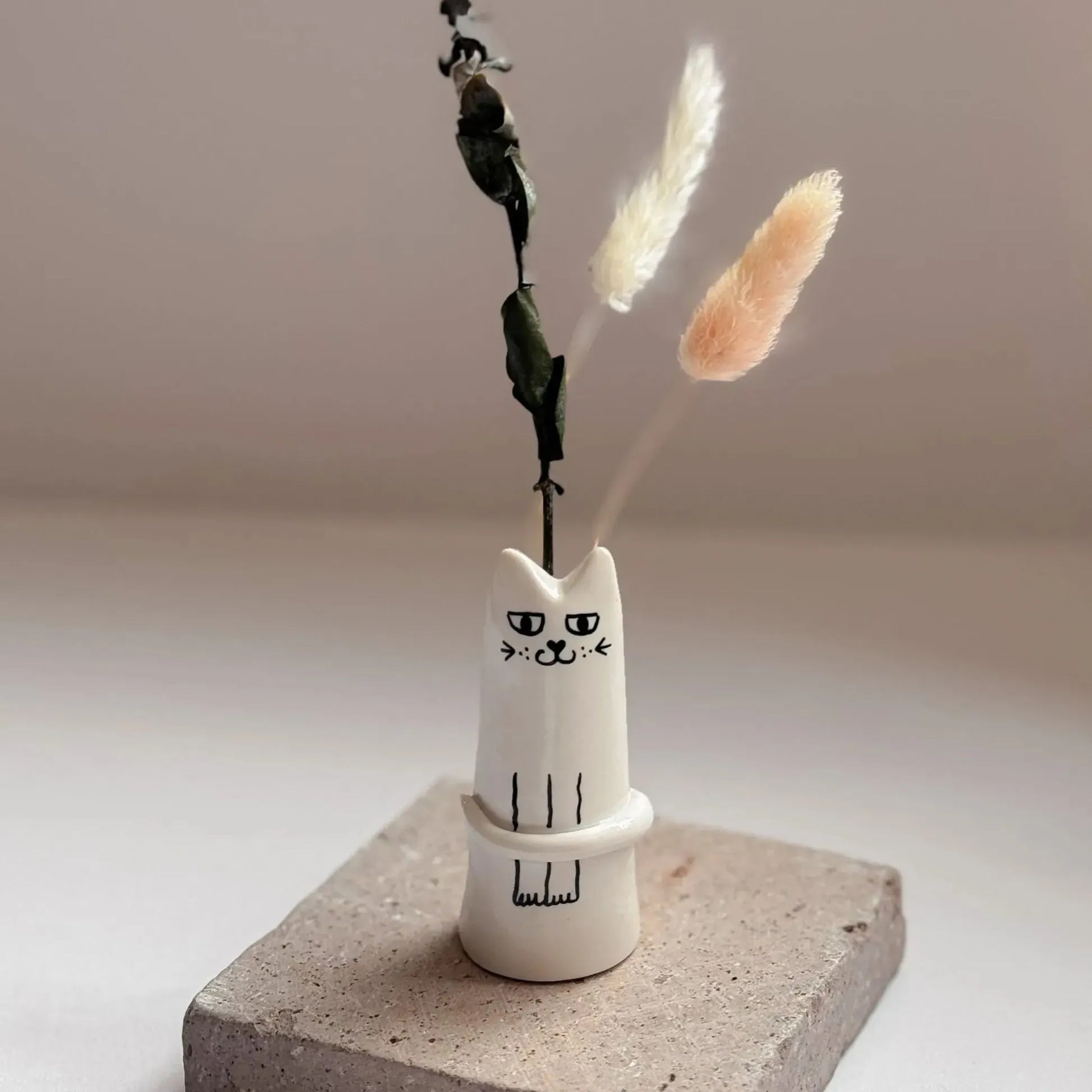 3 Pcs White And Black Adorable Sassy Cat Mini Bud Vase - Whimsical Resin Figurine Flower Holder for Single Stem - Cute Home & Desk Decor Accent - Image 2