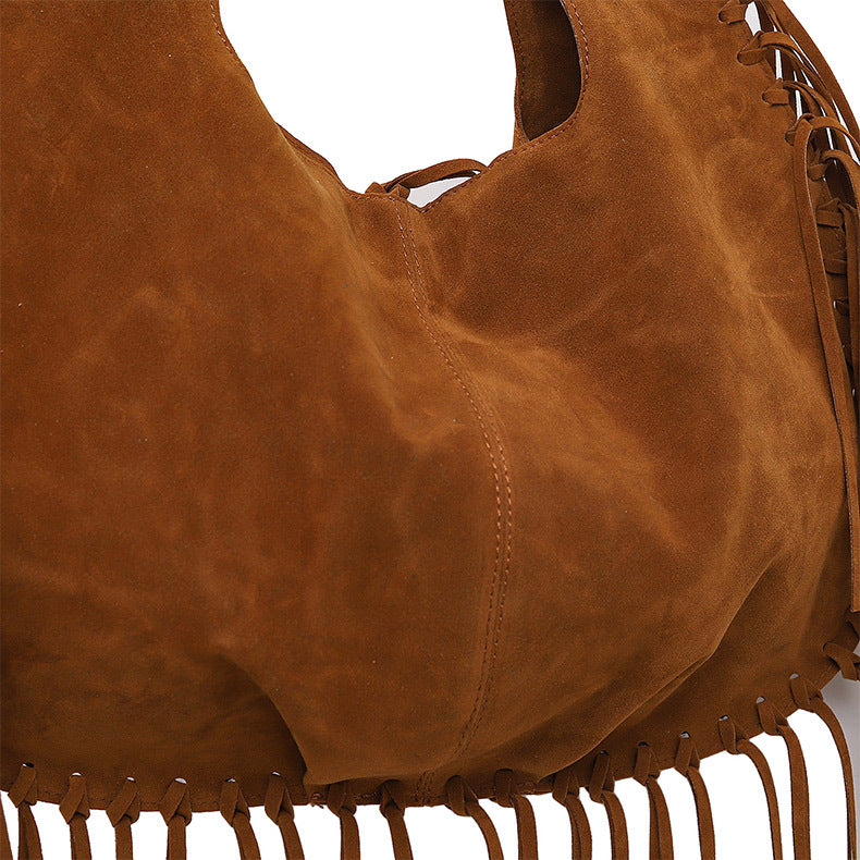 Green Boho Chic Fringed Hobo Bag - Large Capacity Soft Faux Suede Shoulder Tote with Tassel Detail - Image 5