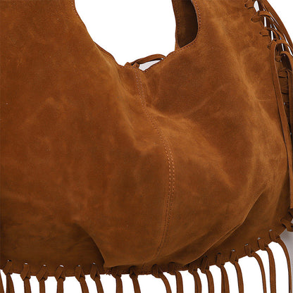 Brown Boho Chic Fringed Hobo Bag - Large Capacity Soft Faux Suede Shoulder Tote with Tassel Detail - Image 5