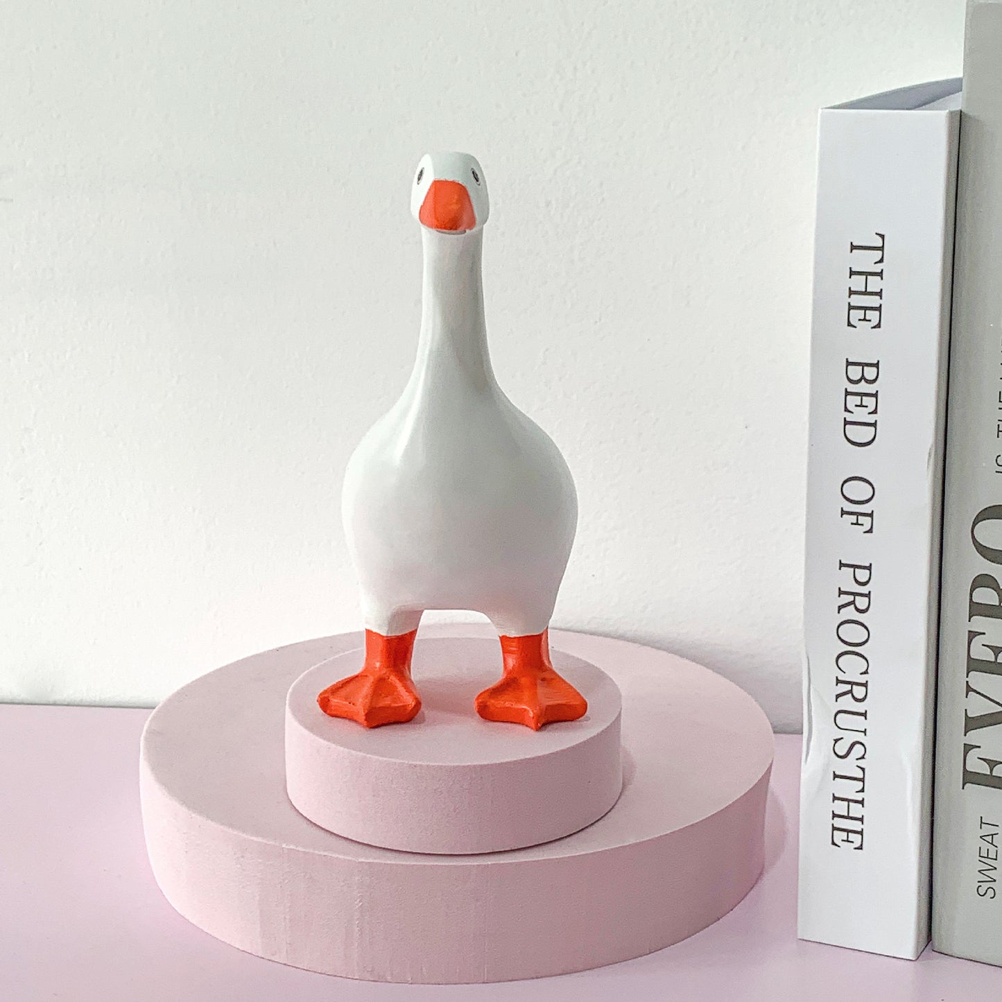 2 Pcs White and Yellow Whimsical Magnetic Goose Figurine - Novelty Key Holder & Desk Organizer - Image 5
