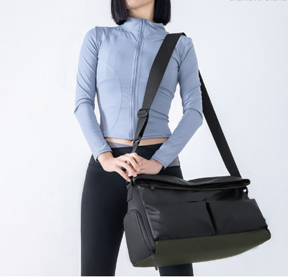 Multifunctional Travel Bag with Dry-Wet Separation - Fitness Business Crossbody, Black - Image 2