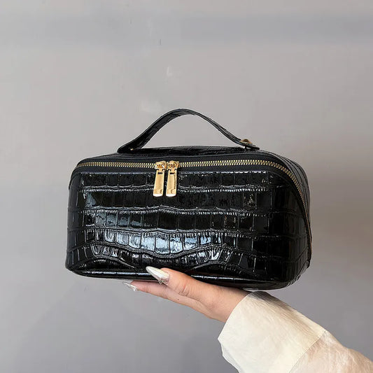 Black Chic Croc-Embossed Travel Makeup Case Large Capacity Cosmetic Organizer Bag