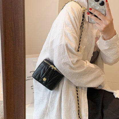 Black Chic Quilted Mini Box Crossbody Bag - Luxury Style Chain Purse for Women