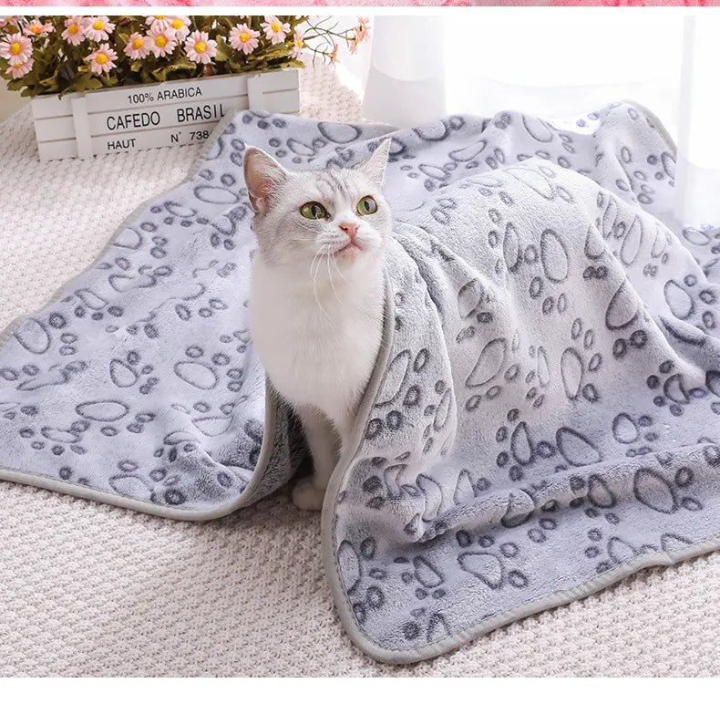 Pink Pet Blanket Set – Plush Paw Print Design, 3-Piece Pack (S/M/L Sizes) - Image 2