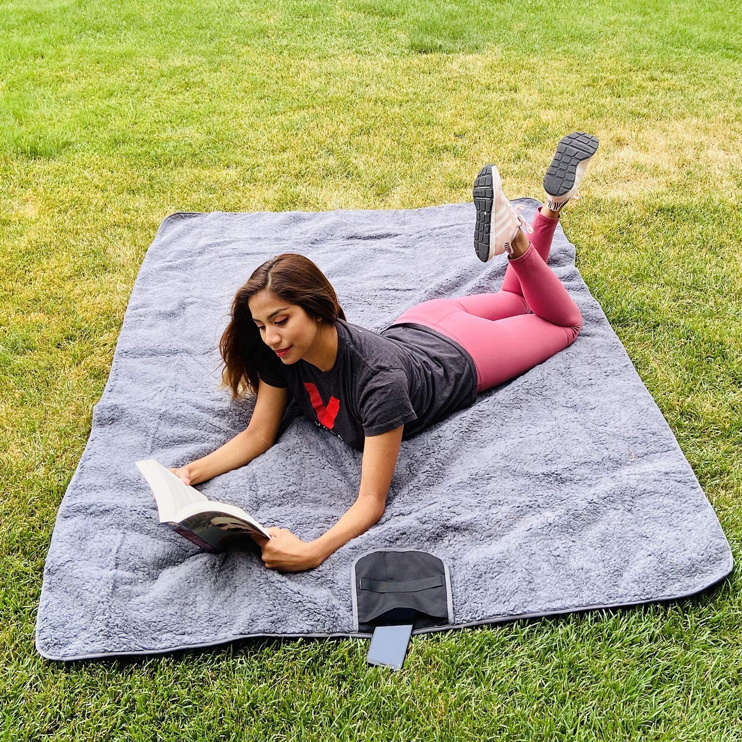 Black and Grey 3-Layer Waterproof Outdoor Blanket – Portable, All-Weather Picnic & Camping Mat with Storage Pocket - Image 5