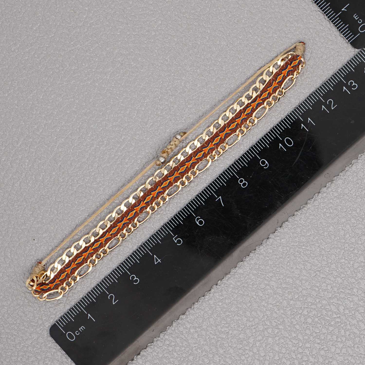 Red Style Artisan Boho Beaded Bracelet - Handmade Woven Friendship Band with Gold-Plated Chain