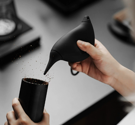 White Powerful Hummingbird Air Blower Manual Dust Cleaner for Coffee Grinders and Camera Lenses 160mm Portable Cleaning Tool - Image 3