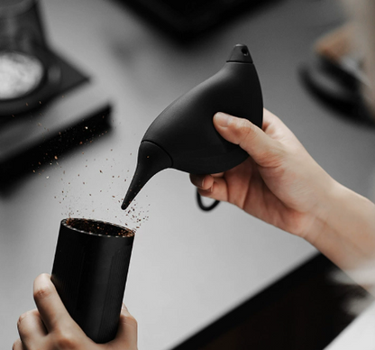 White Powerful Hummingbird Air Blower Manual Dust Cleaner for Coffee Grinders and Camera Lenses 160mm Portable Cleaning Tool - Image 3
