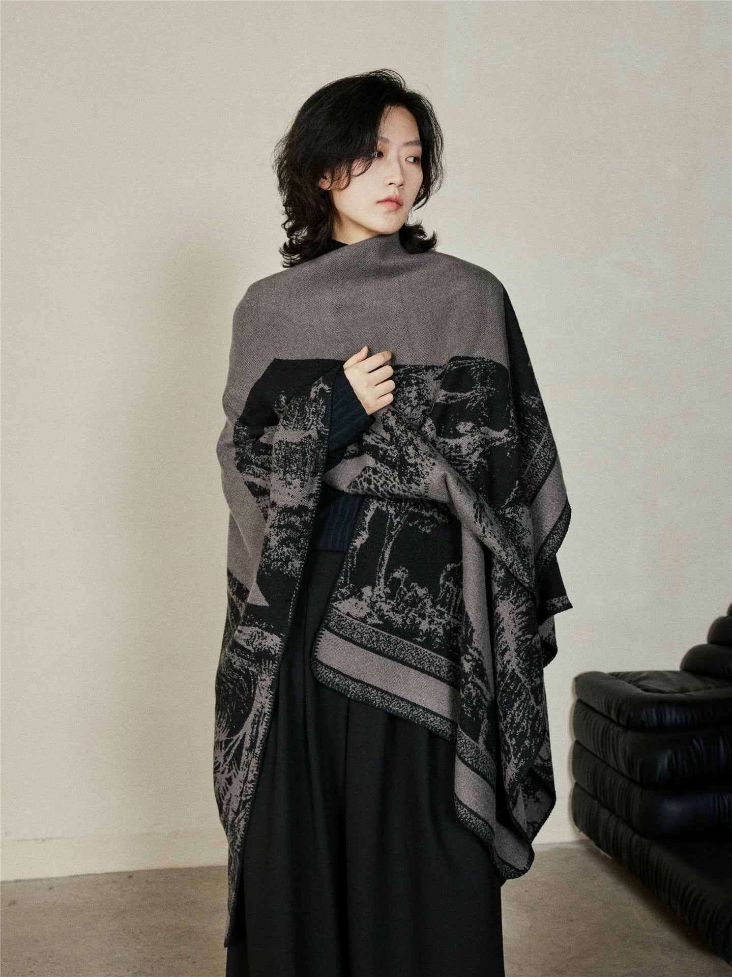 Faux Cashmere Shawl (Qingming Scroll Print) - Yellow Brown, 160*135cm - Image 3