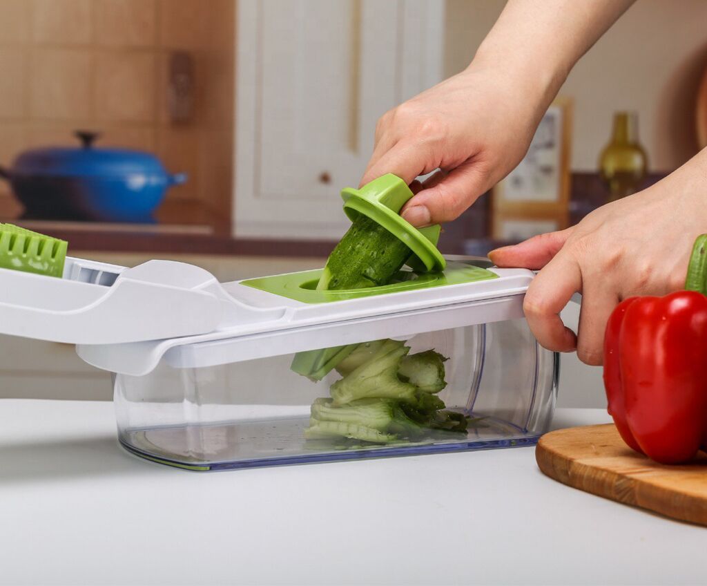 18-Piece White-Green Multi-Function Vegetable Chopper & Slicer Set - Rotary Grater with 5 Muti-Style Stainless Steel Blades for Home Kitchen - Image 5