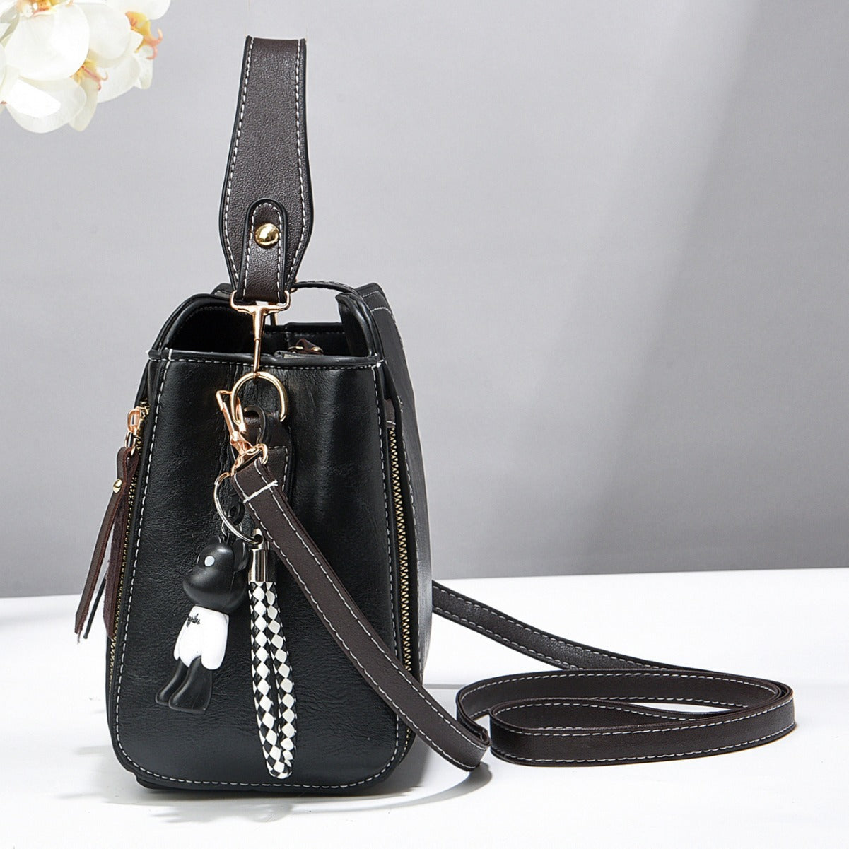 Wine red Fashion Women's Bucket Bag - Summer Crossbody Shoulder Handbag with Keychain - Image 4
