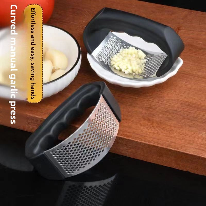 Black Stainless Steel Garlic Press Rocker Ergonomic Garlic Crusher and Ginger Mincer Professional Kitchen Tool - Image 3