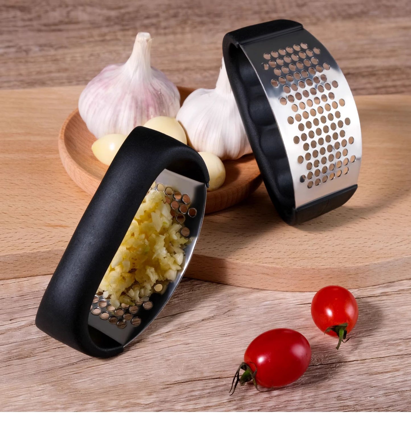 Black Stainless Steel Garlic Press Rocker Ergonomic Garlic Crusher and Ginger Mincer Professional Kitchen Tool - Image 8