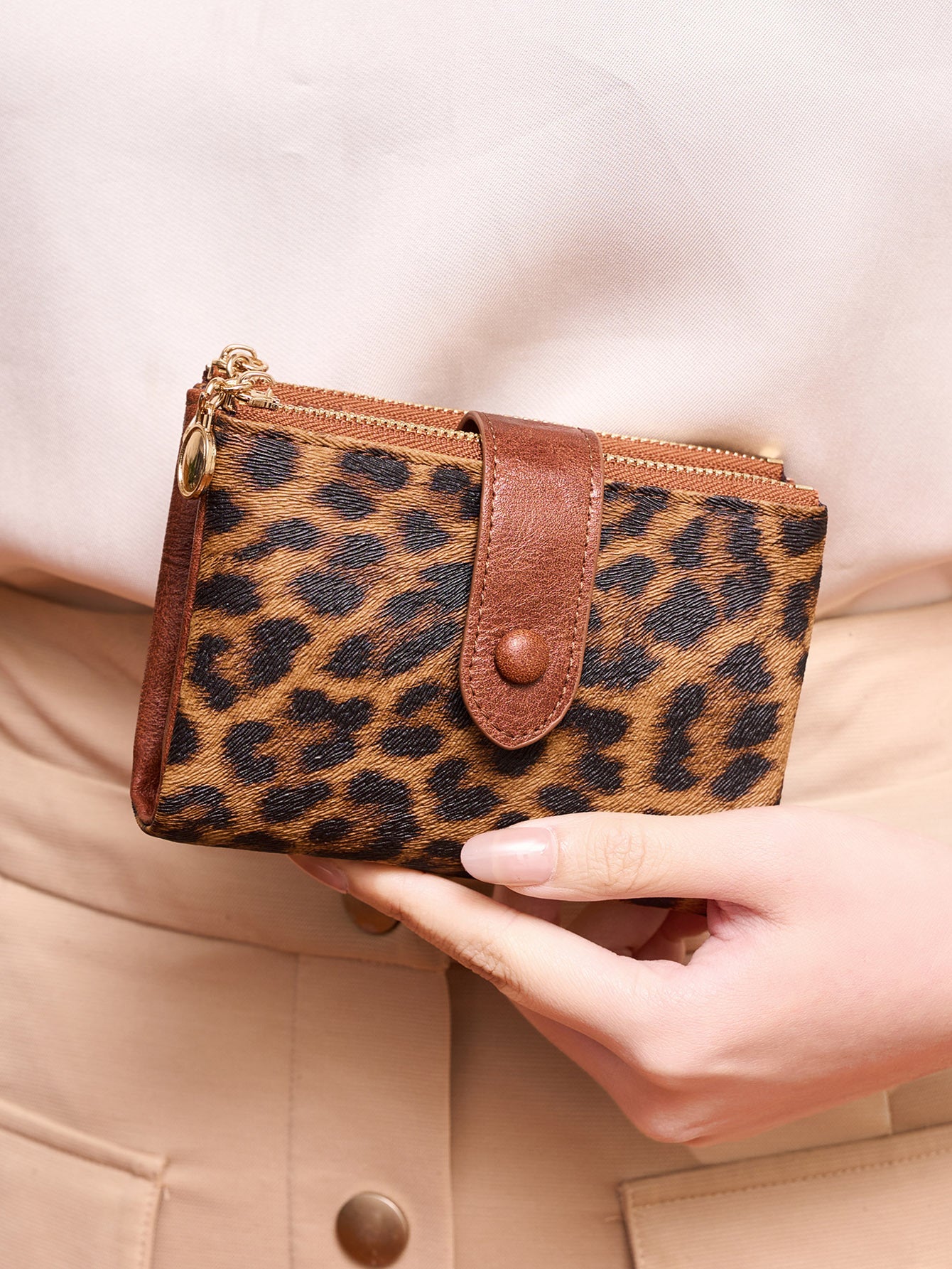 Ladies Compact Wallet Soft Vegan Leather Tri-Fold Purse Double Zipper Coin Pocket with Removable Card Holder High Capacity Multi Slots Leopard Print Brown - Image 2