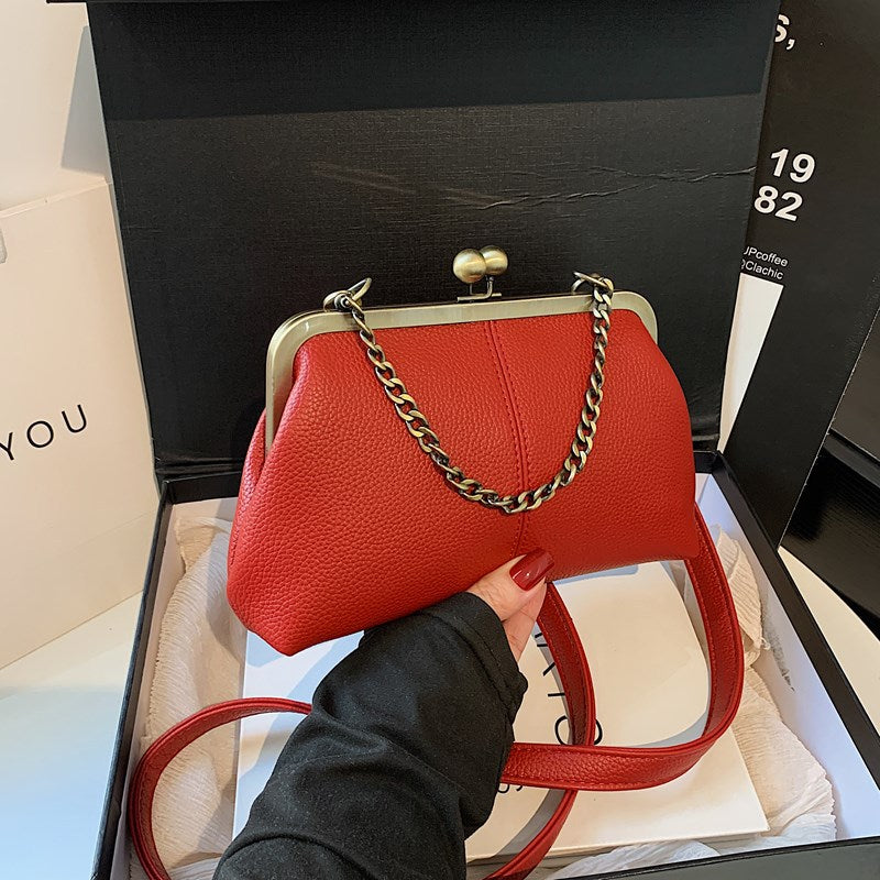 Red Retro Women's Shell Handbag - European Style Clip Lock Closure PU Clutch/Shoulder Bag with Chain Strap - Image 2