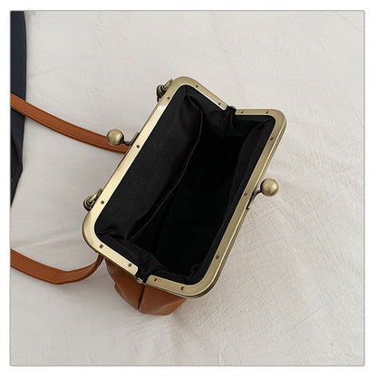 Red Retro Women's Shell Handbag - European Style Clip Lock Closure PU Clutch/Shoulder Bag with Chain Strap - Image 4