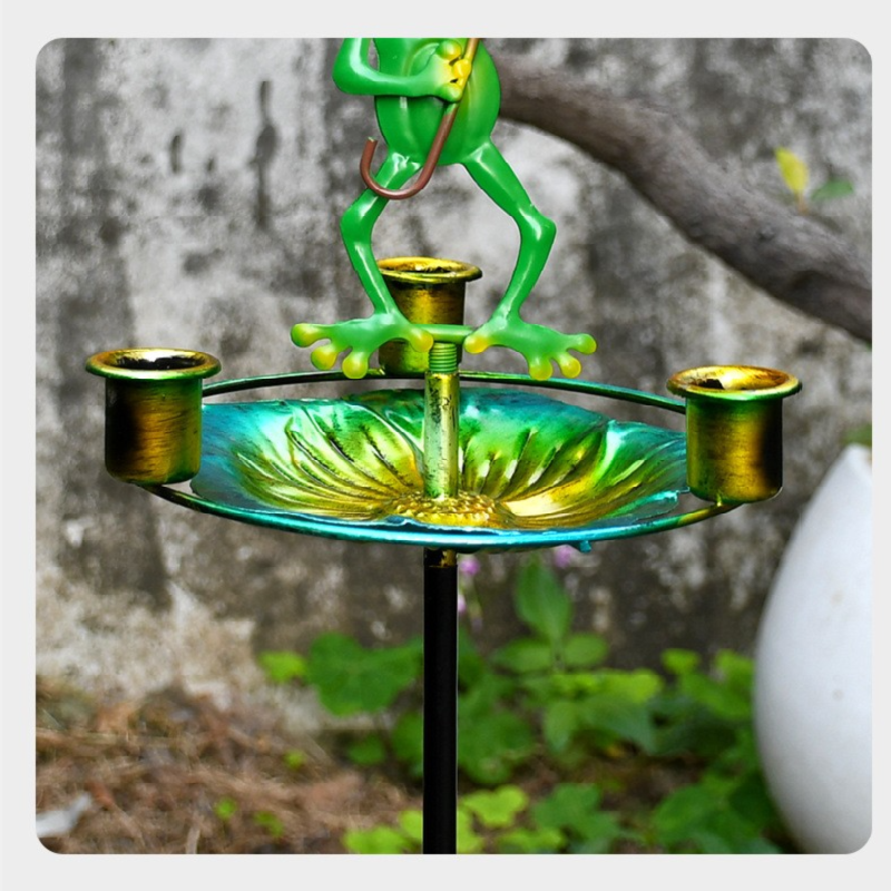 Decorative Metal Frog Bird Feeder Ground Stake with Umbrella and Feeding Tray for Local Gardens Weather-Resistant Outdoor Wildlife Support Solution - Image 3