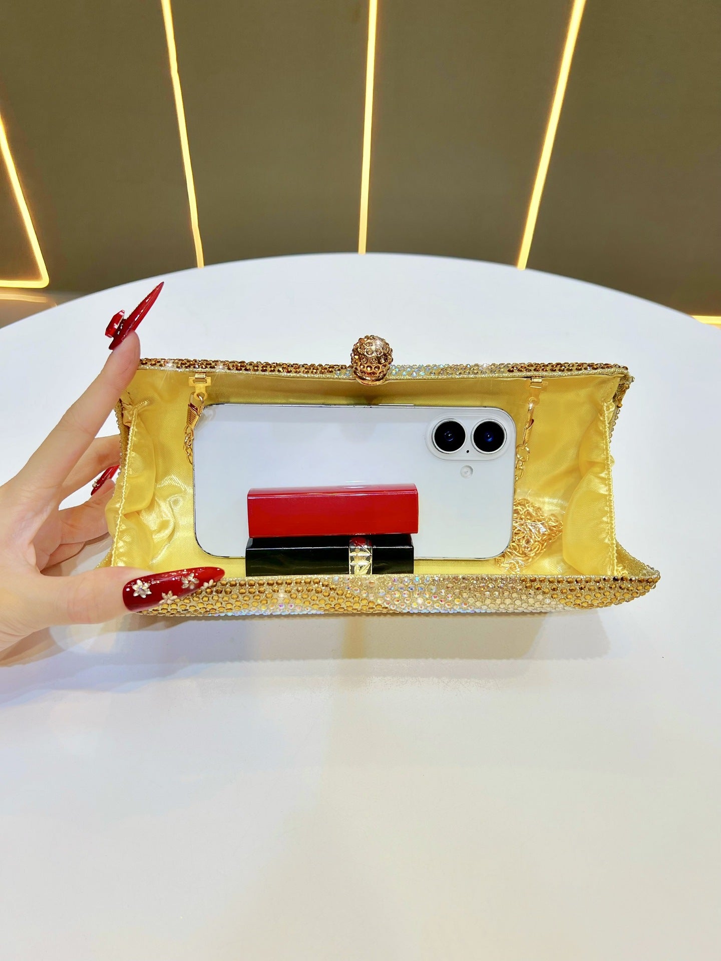 Luxury Black Crystal Evening Clutch Bag Gradient Rhinestone Hard Case Purse with Detachable Chain for Wedding Prom Cocktail Party Fits Smartphone - Image 2
