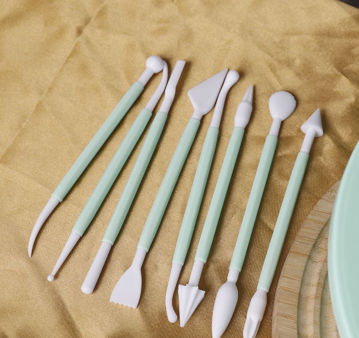 207 Pieces Cake Decorating Kit with Nordic Pink Revolving Turntable Icing Tips and Spatulas Complete Baking Tool Set - Image 4