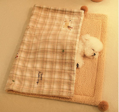 Plaid Apple Premium Soft Fleece Dog Bed Mat/Quilt (M Size 60 x 40 CM) - All-Season Reversible Warm Cat Nap Pad - Image 2