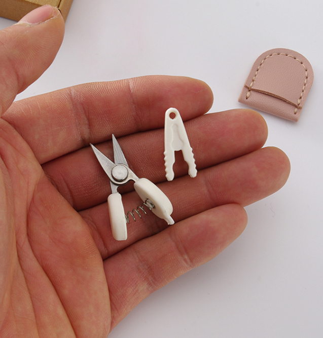 Pink Ultra-Portable Mini Precision Scissors Set - Compact 7cm Craft Snips with Safety Cap, Leather Sheath, and Keychain Hook for Travel and DIY - Image 3